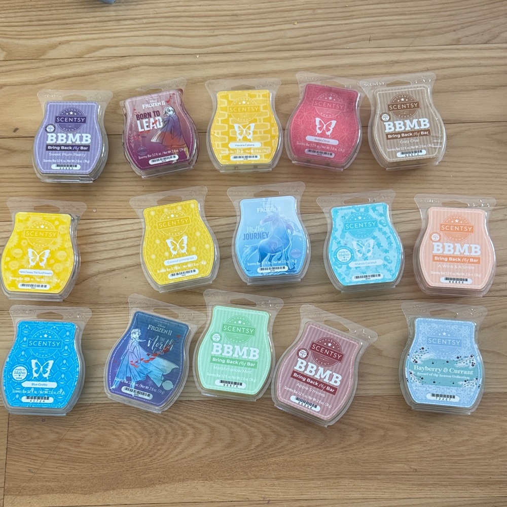Scentsy Wax Melt Melt Bars LOT | 34 Bars | Home Fragrance - Picture 2 of 5